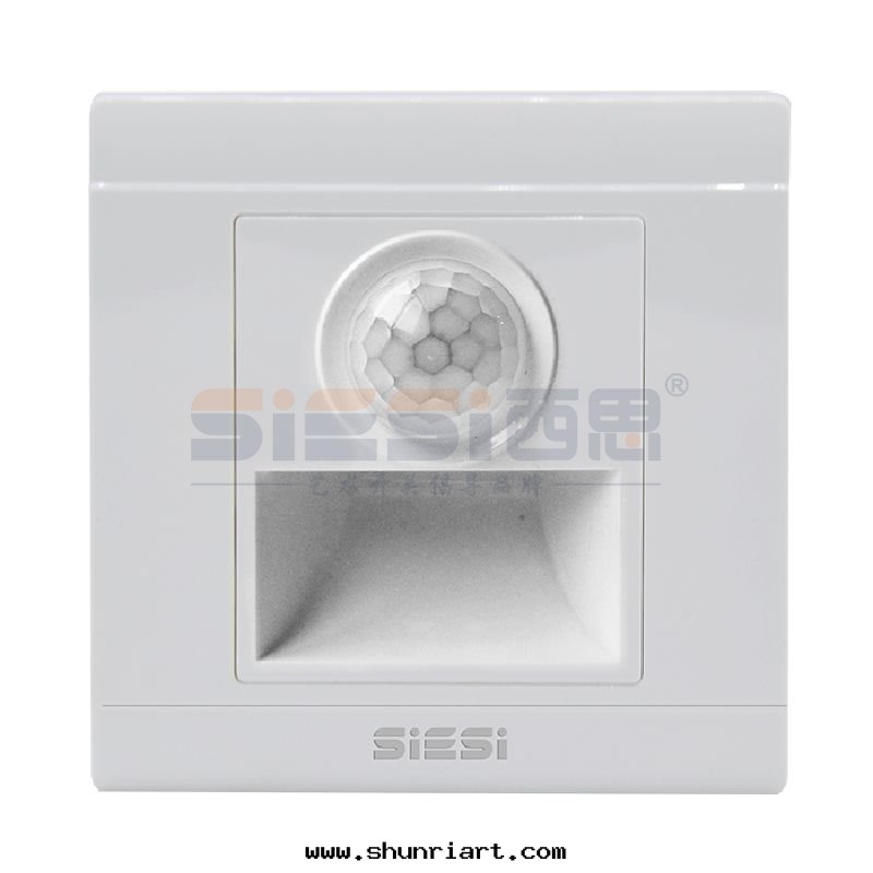 地(dì)腳(jiǎo)燈(dēng)带(dài)人(rén)體(tǐ)感(gǎn)應(yìng)